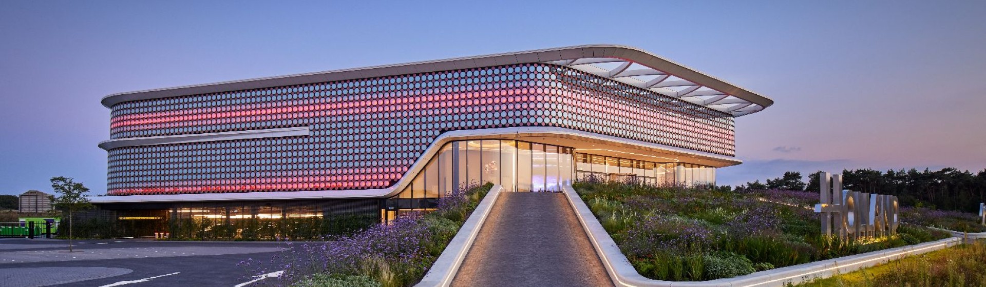 LivingProjects_HollandCasino_Venlo__T8A7274_1_sRGB_8BIT_HR.jpg
