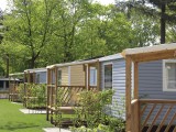 CHALET+_BUITENAANZICHT_NAAST_ELKAAR_GRAS_TERRAS_2017.JPG