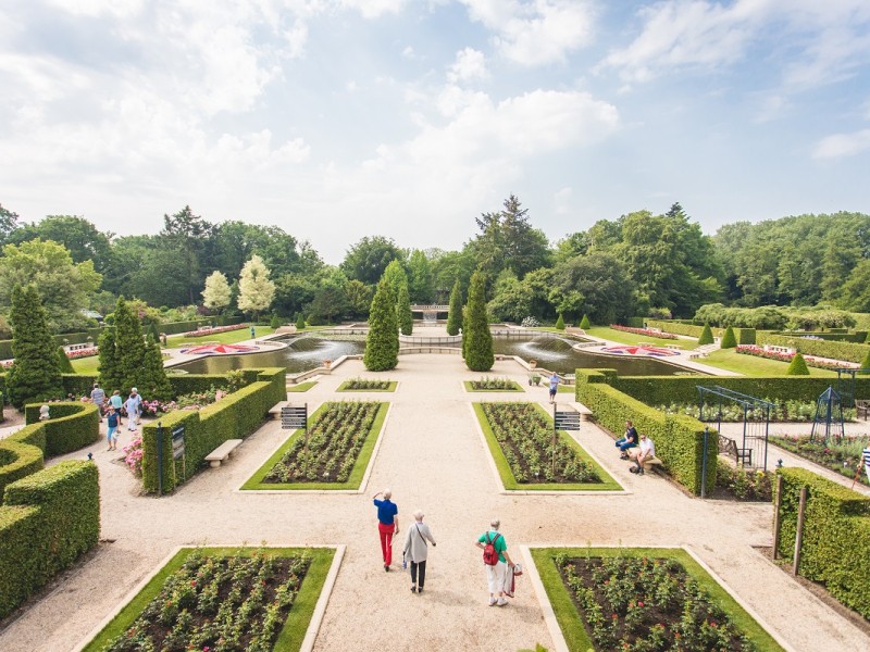 KasteeltuinenArcen_Tuinen_Rosarium_1.jpg