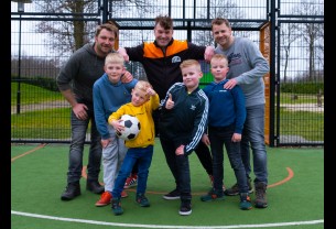 Ouder kind voetbal.jpg